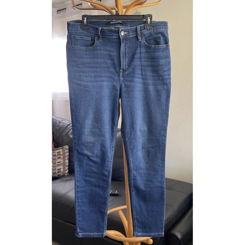 Calvin Klein Womens Jean Size 31 High Rise Skinny Repreve